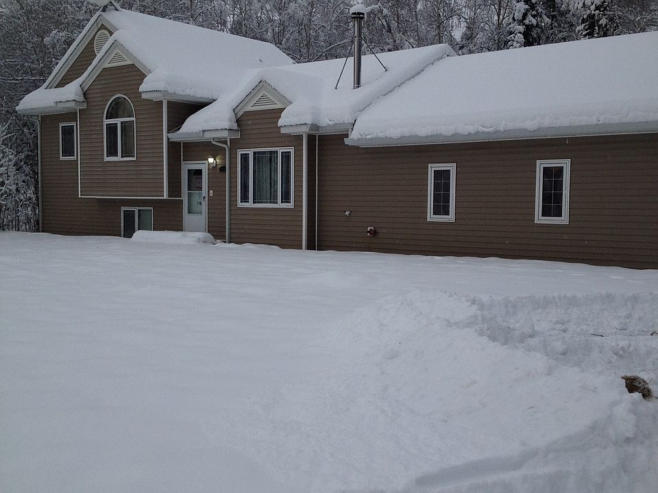 1st image of 1150 Courts Ct