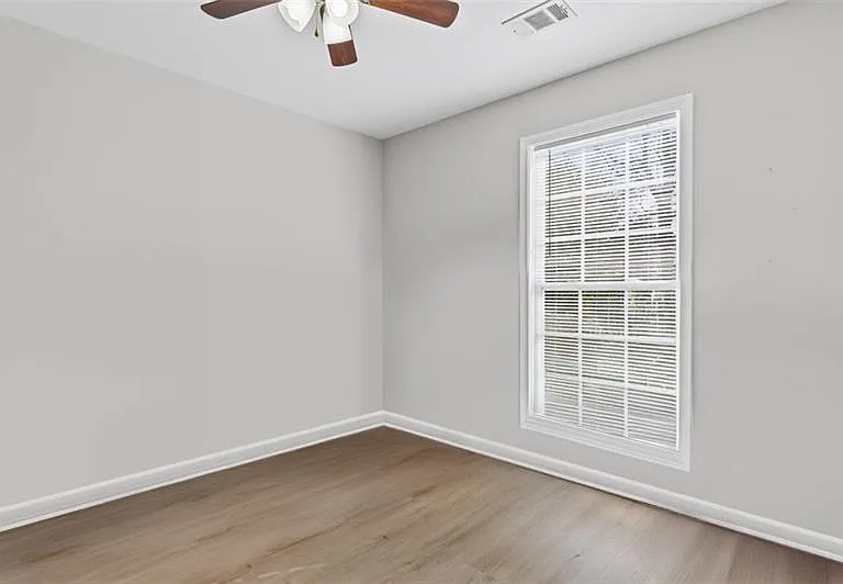 5720 Crow Dr — Photo 17
