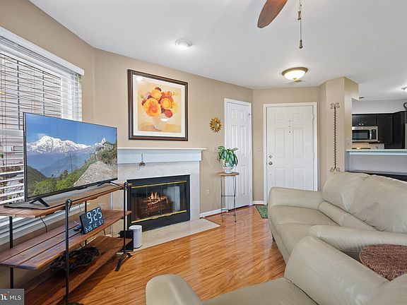 4th image of 5605 Willoughby Newton Dr Unit 14