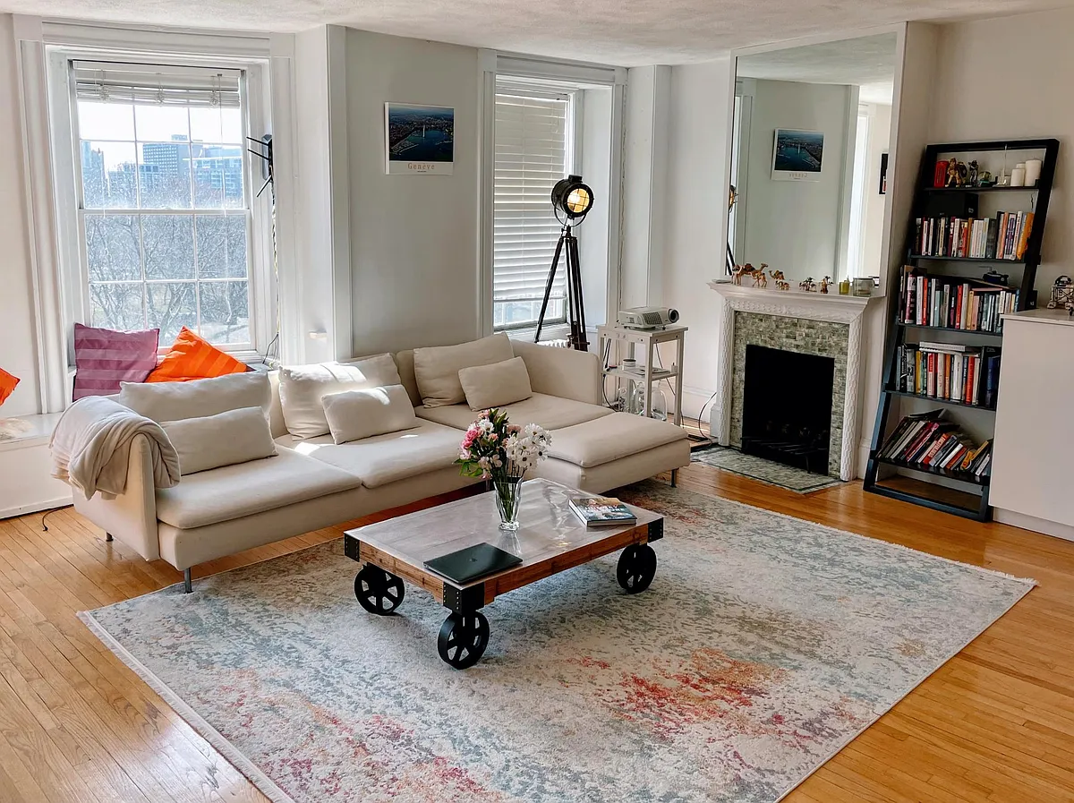 Living Room - 36 Beacon St #5