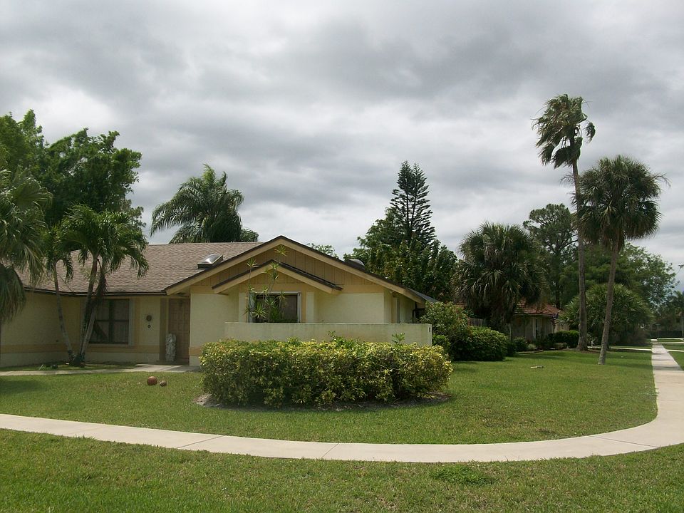 2nd image of 1147 Barnstaple Cir