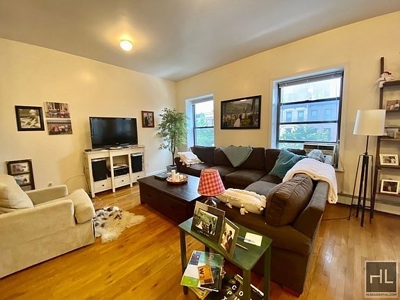 5th image of 382 Atlantic Ave #Top