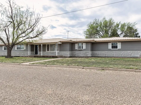 201 E 2nd St, Kress, TX 79052