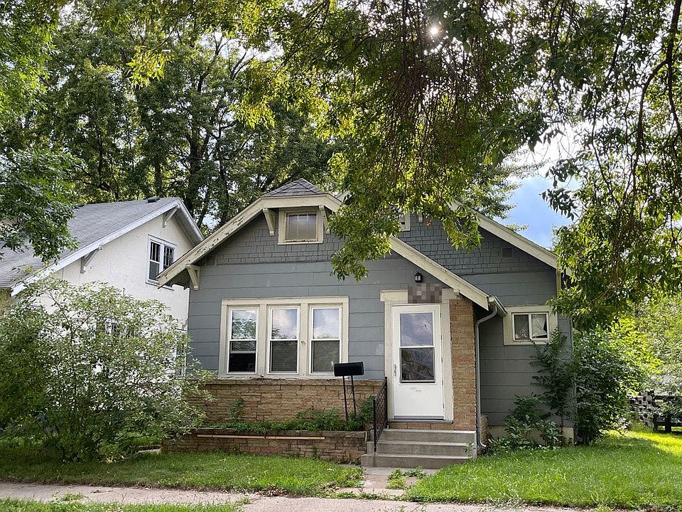 1st image of 15 McKinley Pl N
