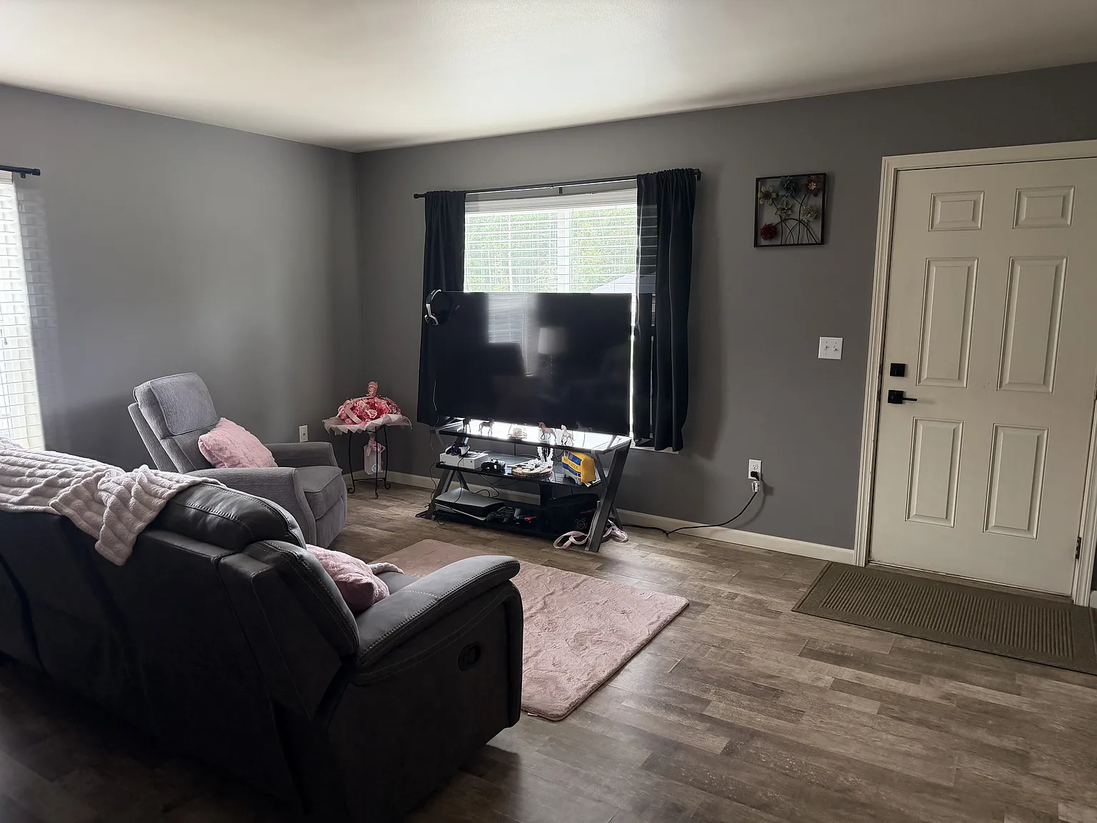 8130 W Sunset Ave — Photo 4
