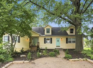 1147 Fenno Dr, Riverdale, IA 52722