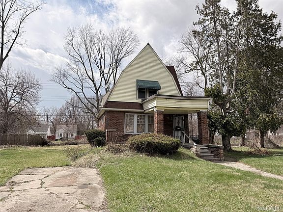3rd image of 17245 Evergreen Rd