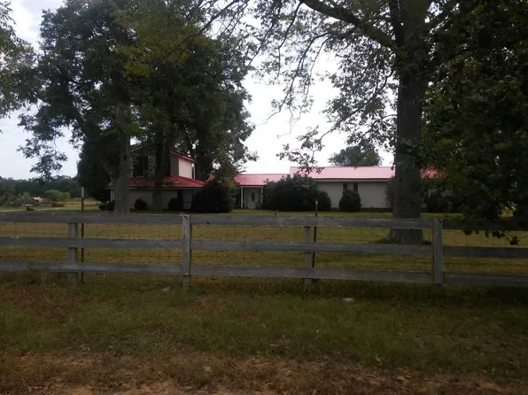 200 Rountree McCranie Rd, Adel, GA 31620