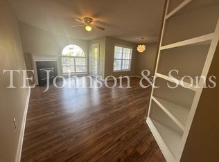 824 Rivertree Ln, Winston Salem, NC 27103