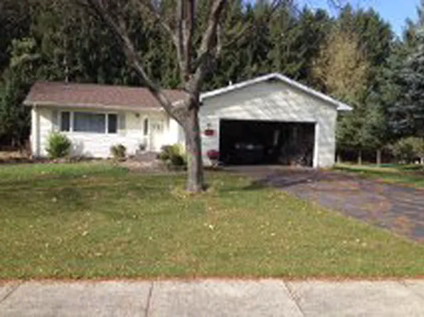 21 Tannery Cir, Dryden, NY 13053