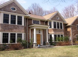 166 Kellogg Dr, Wilton, CT 06897