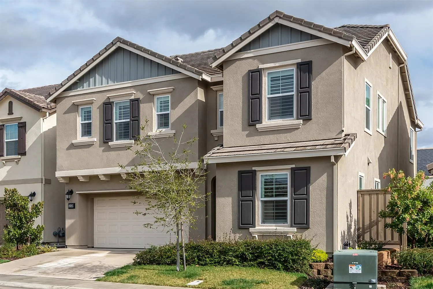 5250 Levison Way photo 1
