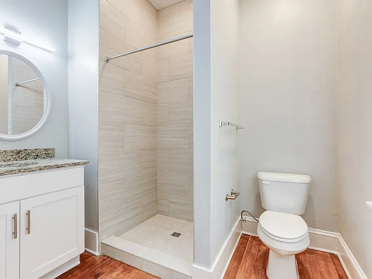 421 Chimborazo Blvd — Photo 16
