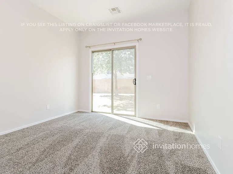 15949 W Mauna Loa Ln — Photo 10