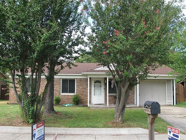 1st image of 1506 Lackland St