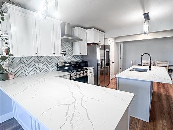 3rd image of 3036 S 21st Ct