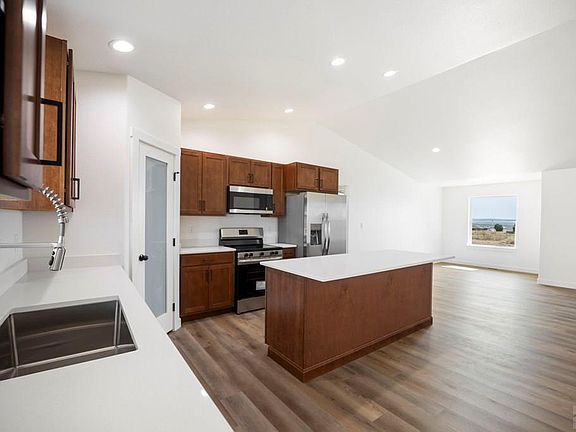 5th image of 1265 N Starkweather Ln
