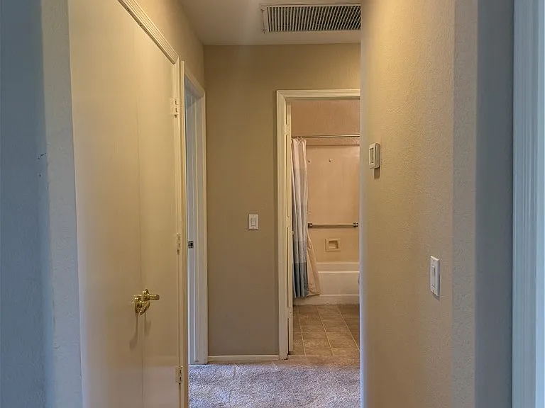 2425 Showcase Dr — Photo 29