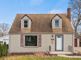 2514 Poinsette Dr, Fort Wayne, IN 46808