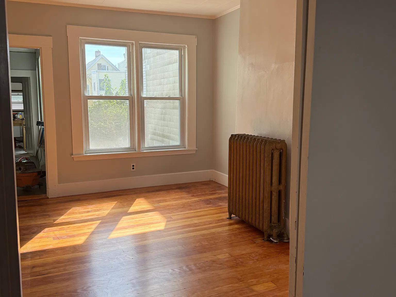 2 bed, 9999 sqft, $2,440 — Photo 2