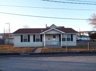 116 Jones St, Old Forge, PA 18518