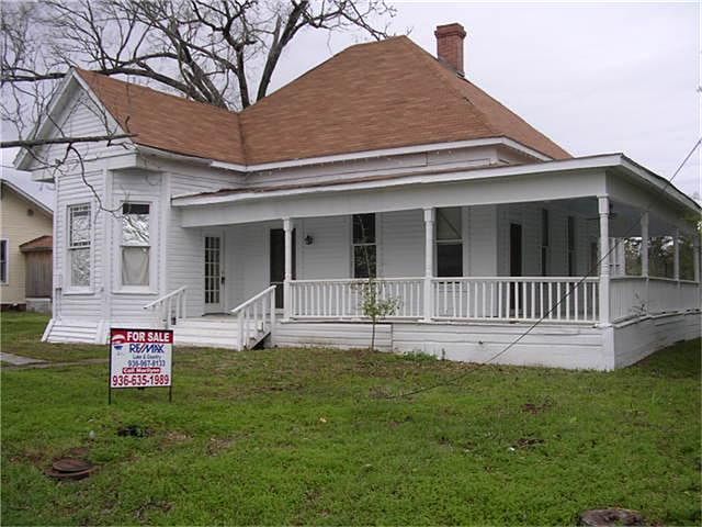 1st image of 1204 N Washington Ave