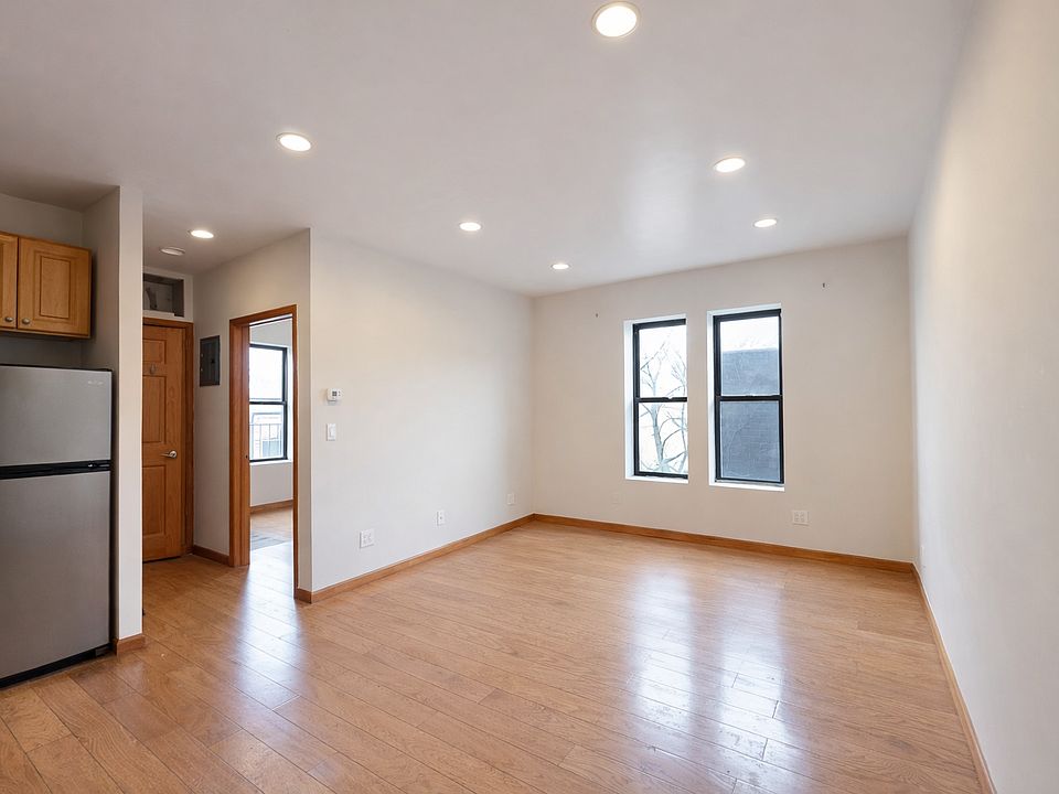 1st image of 2516 18th St APT 9