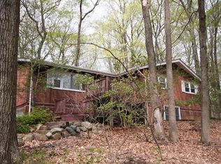 77 Wilder Rd, Suffern, NY 10901