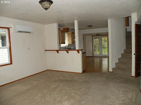 2nd image of 135 Love Ave