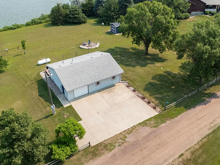 45126 Quail Dr — Photo 77