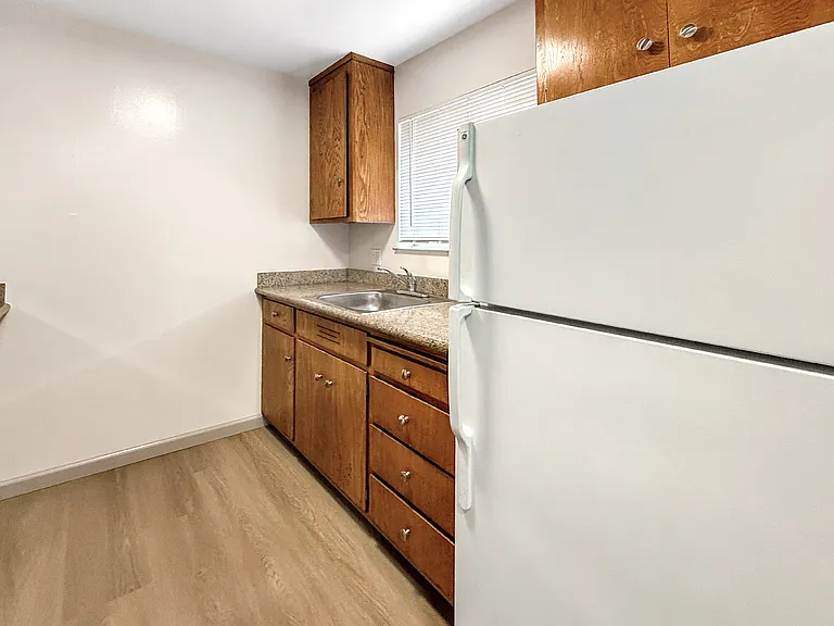 3600 Dimond — Photo 35