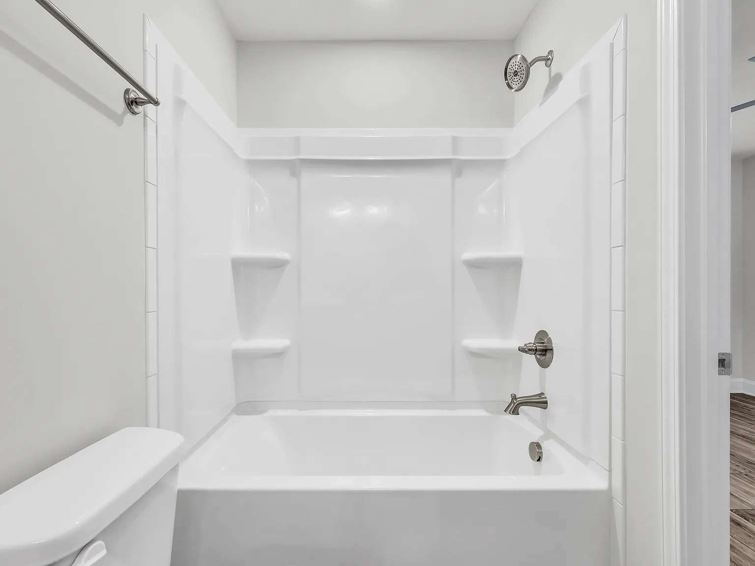 210 Limestone Point Drive - 1 — Photo 3