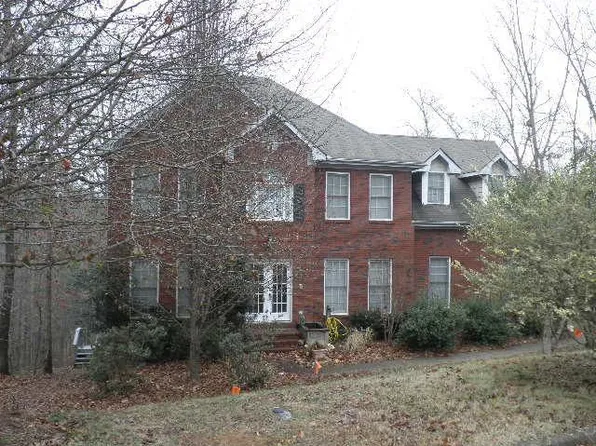 5416 Three Lakes Ct, Flowery Branch, GA 30542
