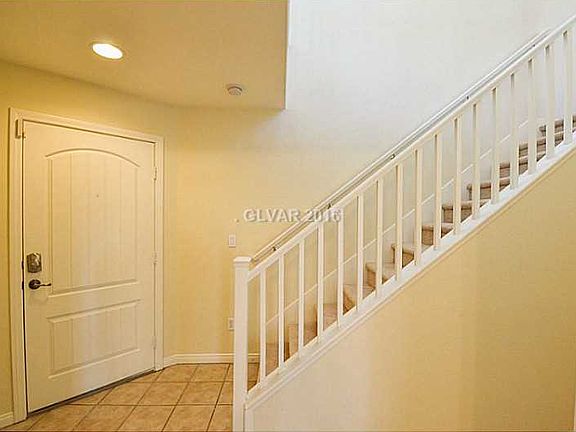3rd image of 1874 Hollywell St