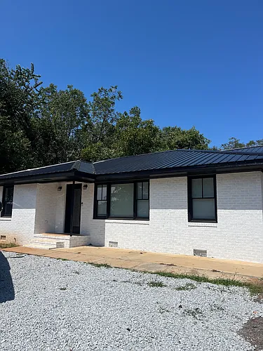2165 Lexington Rd Photo 1