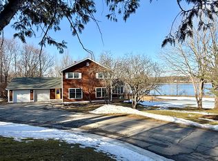 918 Main Street, Calais, ME 04619