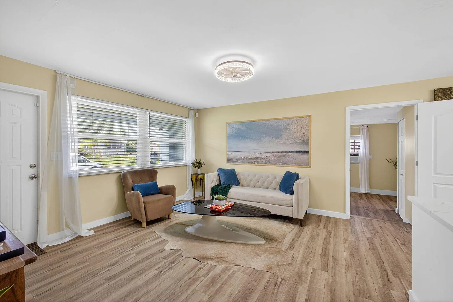 4 bed, 1293 sqft, $3,195 — Photo 4