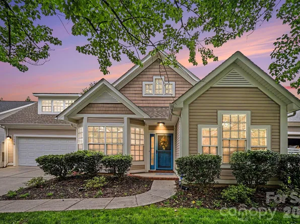 1116 Millbank Dr, Matthews, NC 28104