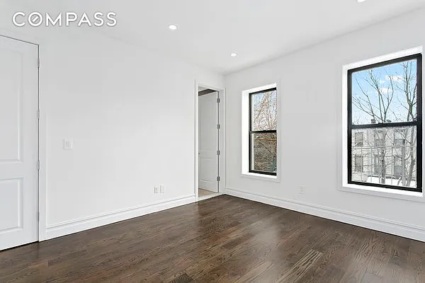 Rented by Compass | media 7