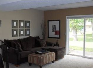 4041 125th St W, Savage, MN 55378