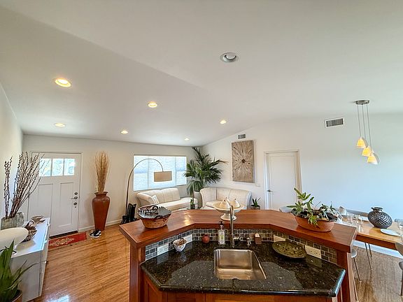 3rd image of 1718 Legaye Dr