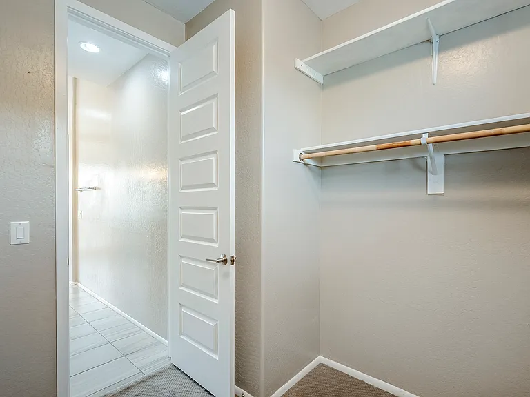 7050 W Carter Dr — Photo 49