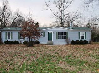 5131 Cold Springs Rd, West Paducah, KY 42086