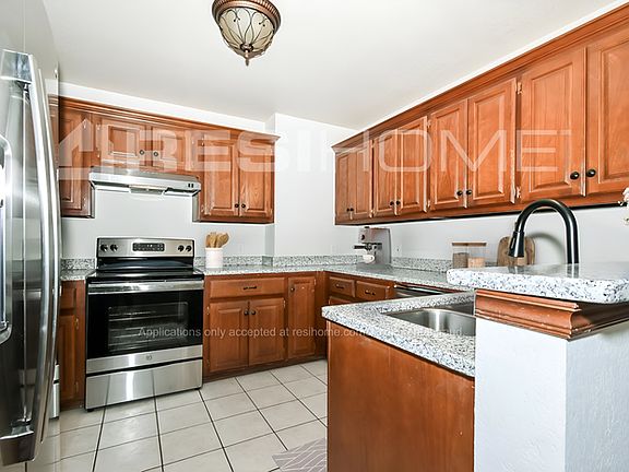 3rd image of 3813 Crail Dr