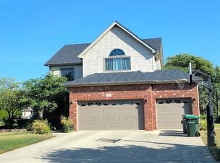 25200 W Pawnee Ln, Channahon, IL 60410