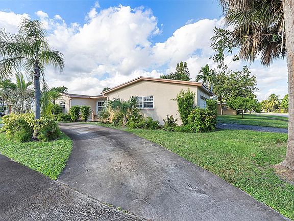 5th image of 4701 NW 41st Court