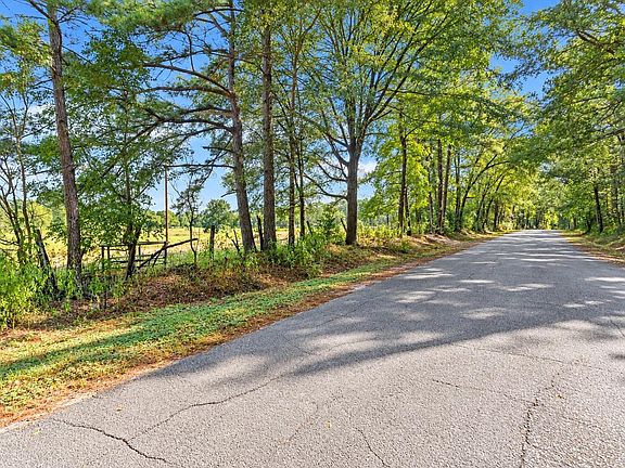 2nd image of Bailey Grove Rd