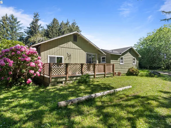 803 Ohio Ave NE, Bandon, OR 97411