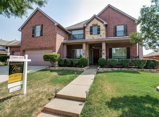9736 Barksdale Dr, Fort Worth, TX 76244