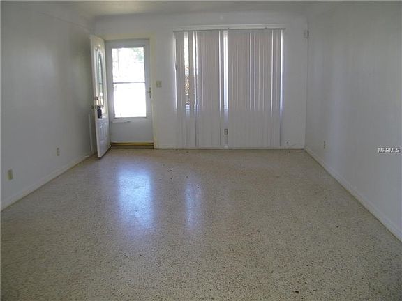 3rd image of 3982 Porpoise Dr SE